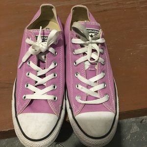 Chuck Taylor converse